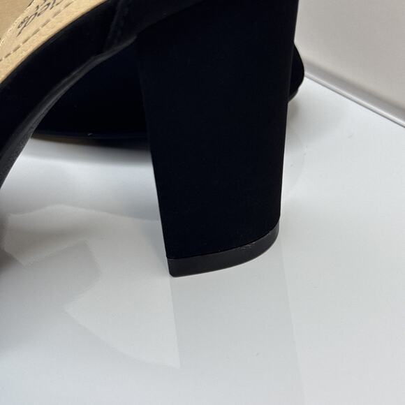 City Classified Women's Comfort Nola Closed Toe Ankle Strap Block Heel Black 8 - Picture 5 of 16